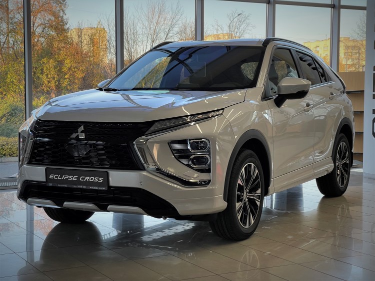 MITSUBISHI ECLIPSE CROSS в комплектації INTENSE 2.0