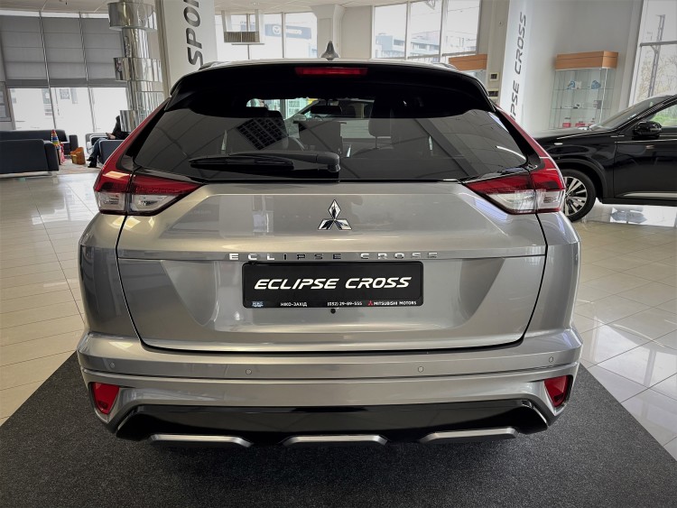 MITSUBISHI ECLIPSE CROSS в комплектації INTENSE 2.0