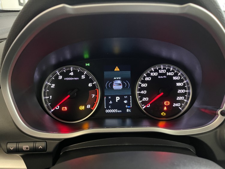 MITSUBISHI ECLIPSE CROSS в комплектації INTENSE 2.0