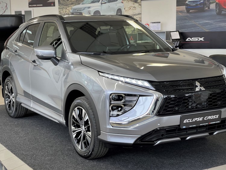 MITSUBISHI ECLIPSE CROSS в комплектації INTENSE 2.0