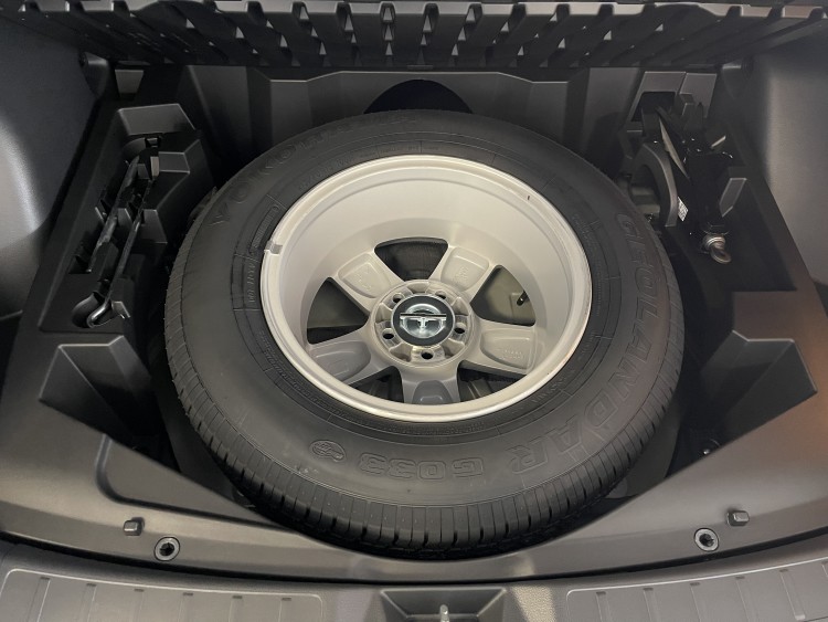 MITSUBISHI ECLIPSE CROSS в комплектації INTENSE 2.0