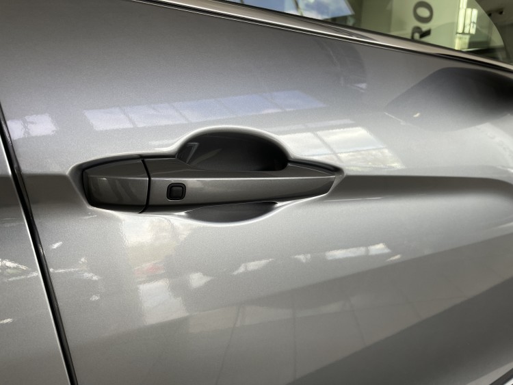 MITSUBISHI ECLIPSE CROSS в комплектації INTENSE 2.0