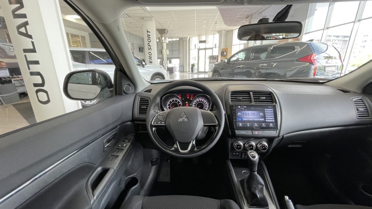 MITSUBISHI ASX в комплектації INVITE 1.6 2WD