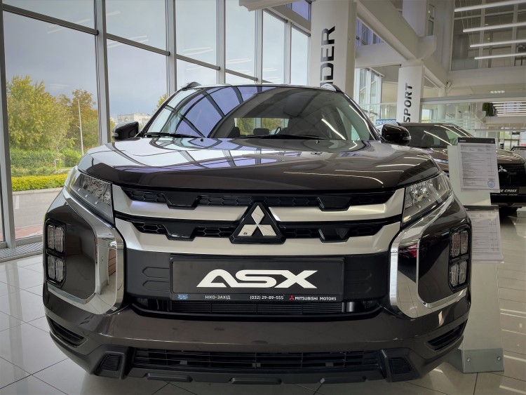 MITSUBISHI ASX в комплектації INSTYLE 2.0