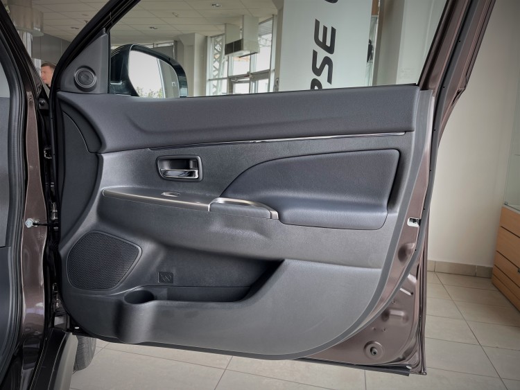 MITSUBISHI ASX в комплектації INSTYLE 2.0