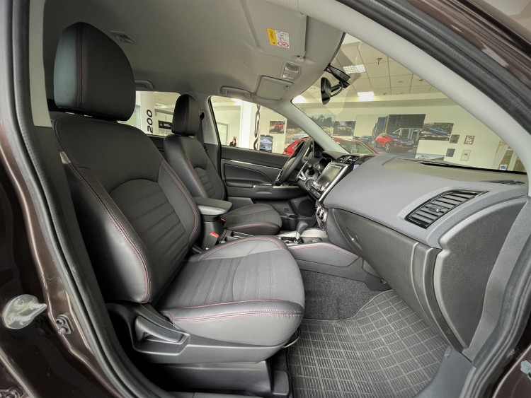 MITSUBISHI ASX в комплектації INSTYLE 2.0