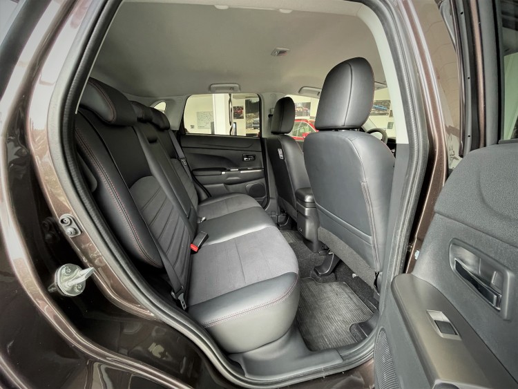 MITSUBISHI ASX в комплектації INSTYLE 2.0