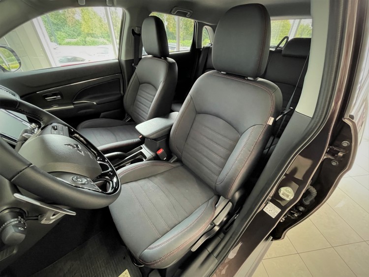 MITSUBISHI ASX в комплектації INSTYLE 2.0