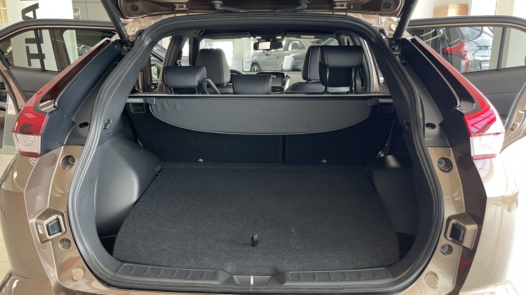 MITSUBISHI ECLIPSE CROSS в комплектації ULTIMATE 1.5 4WD