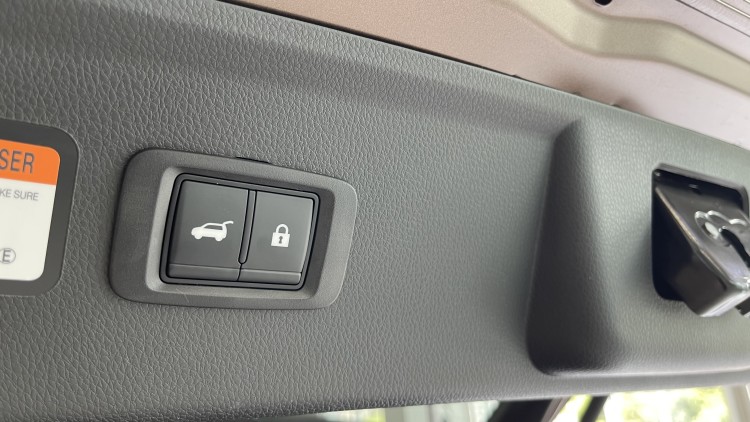 MITSUBISHI ECLIPSE CROSS в комплектації ULTIMATE 1.5 4WD