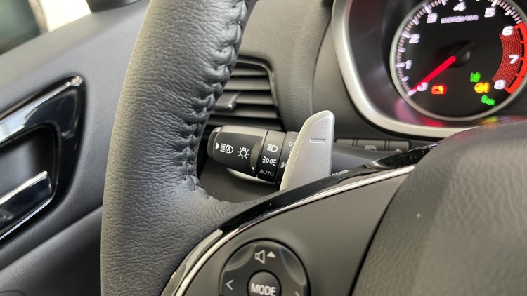 MITSUBISHI ECLIPSE CROSS в комплектації ULTIMATE 1.5 4WD