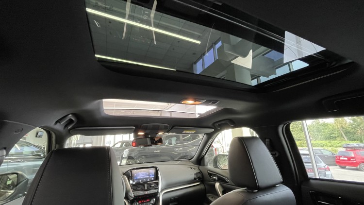 MITSUBISHI ECLIPSE CROSS в комплектації ULTIMATE 1.5 4WD