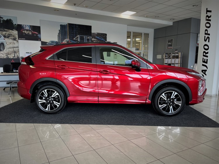 MITSUBISHI ECLIPSE CROSS в комплектації ULTIMATE 1.5 4WD