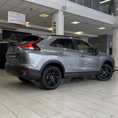 MITSUBISHI ECLIPSE CROSS в комплектації INSTYLE 1.5