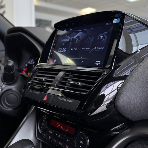 MITSUBISHI ECLIPSE CROSS в комплектації INSTYLE 1.5