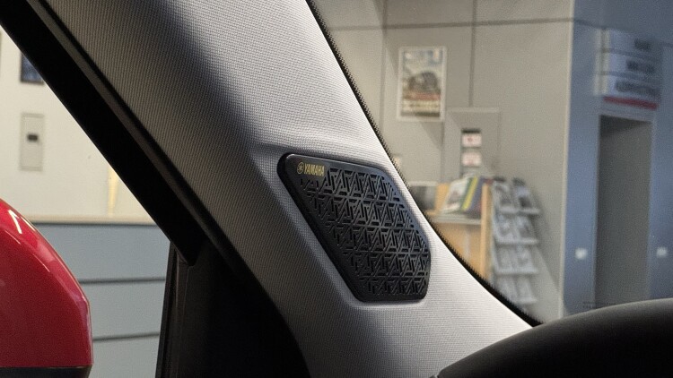 MITSUBISHI OUTLANDER в комплектації ULTIMATE 2.5