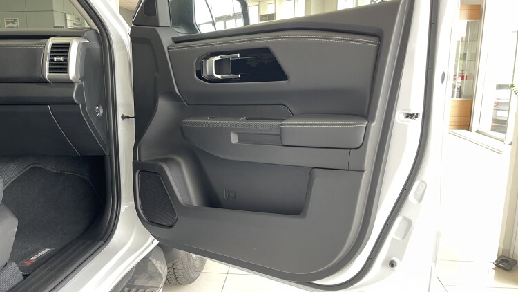 MITSUBISHI L200 в комплектації INTENSE 2.4 4WD