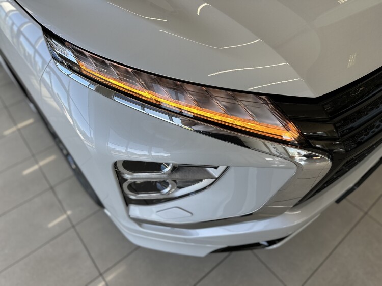 MITSUBISHI ECLIPSE CROSS в комплектації INSTYLE 1.5