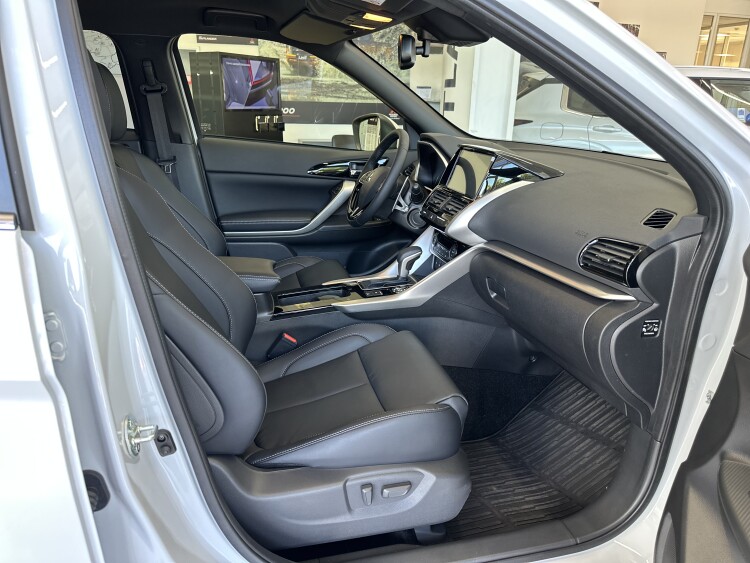 MITSUBISHI ECLIPSE CROSS в комплектації INSTYLE 1.5