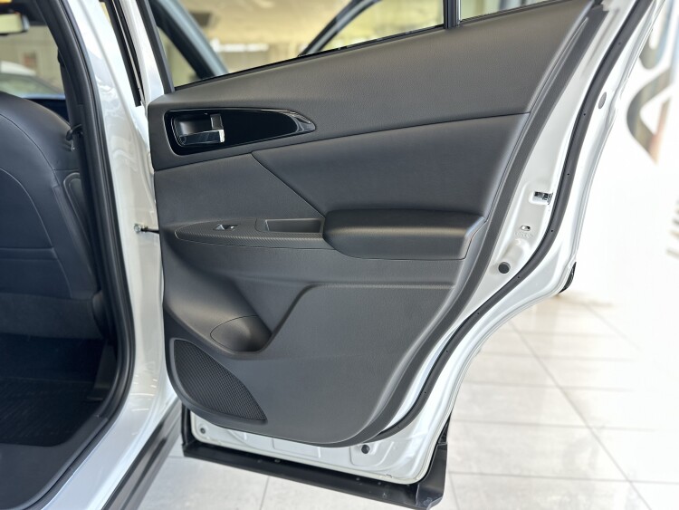MITSUBISHI ECLIPSE CROSS в комплектації INSTYLE 1.5