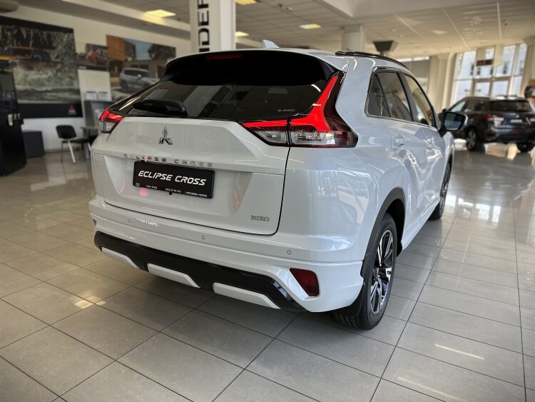 MITSUBISHI ECLIPSE CROSS в комплектації INSTYLE 1.5