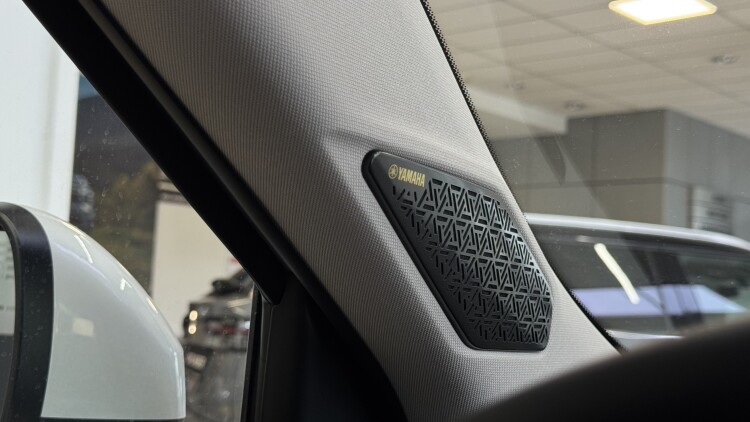 MITSUBISHI OUTLANDER в комплектації ULTIMATE 2.5