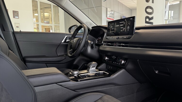 MITSUBISHI OUTLANDER в комплектації ULTIMATE 2.5