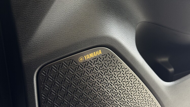 MITSUBISHI OUTLANDER в комплектації ULTIMATE 2.5 PLUS